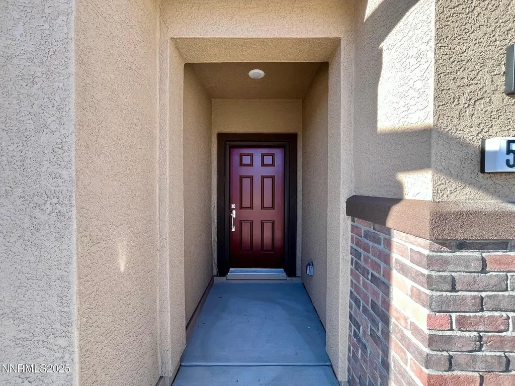 5437 Horizon Heights Sun Valley NV 89433
