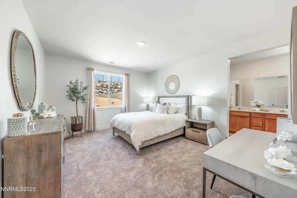 5437 Horizon Heights Sun Valley NV 89433