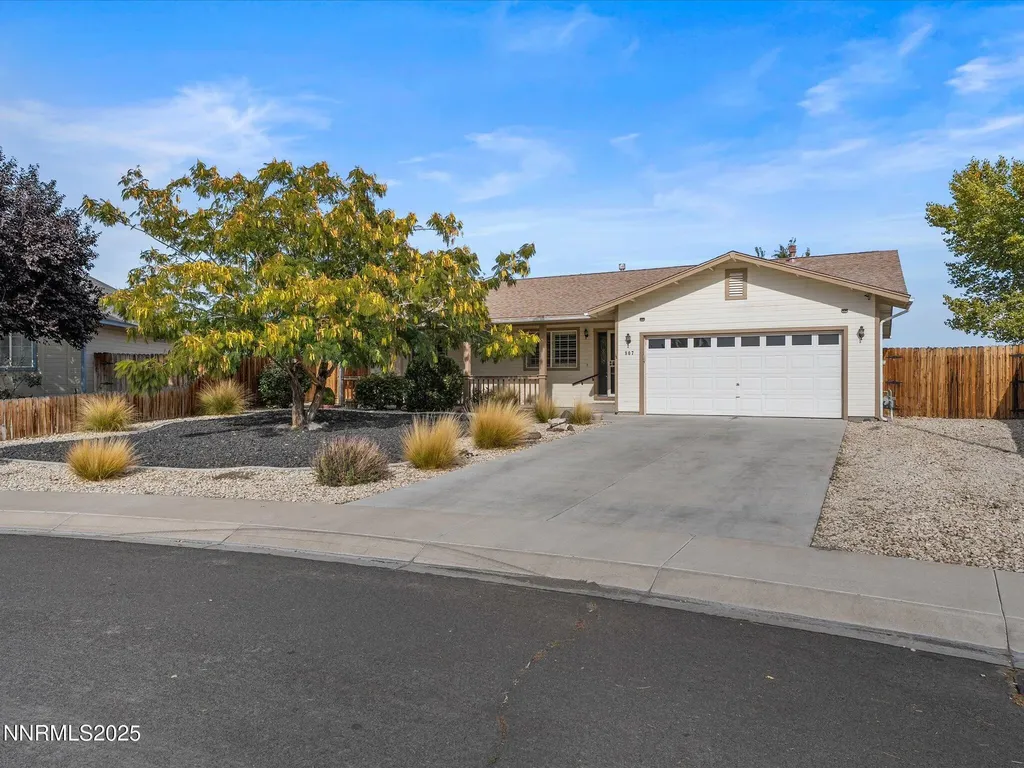 807 Lark Fernley NV 89408
