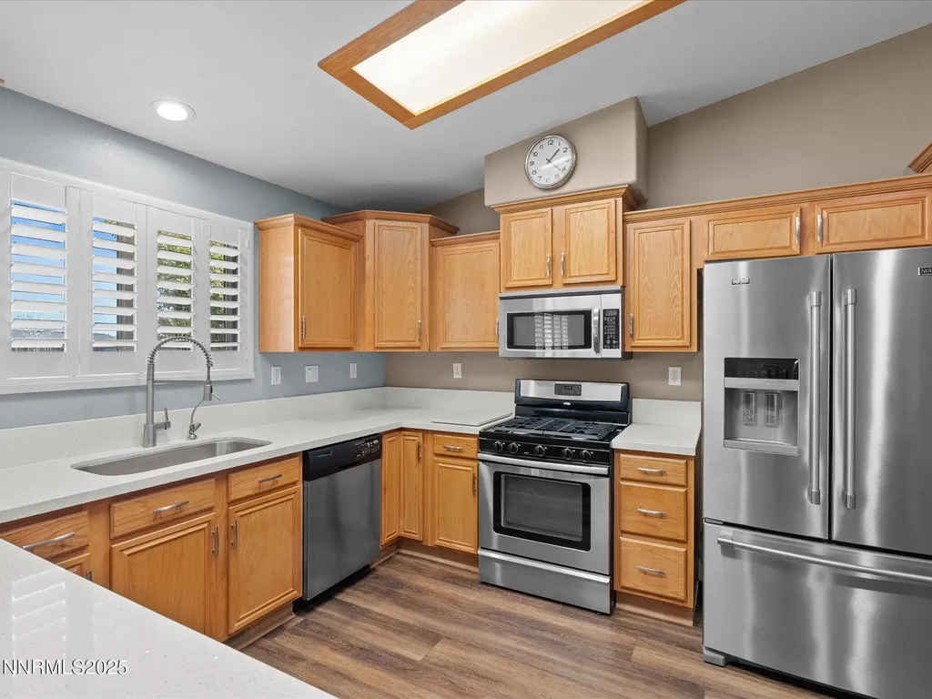 807 Lark Fernley NV 89408