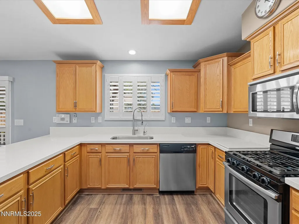 807 Lark Fernley NV 89408
