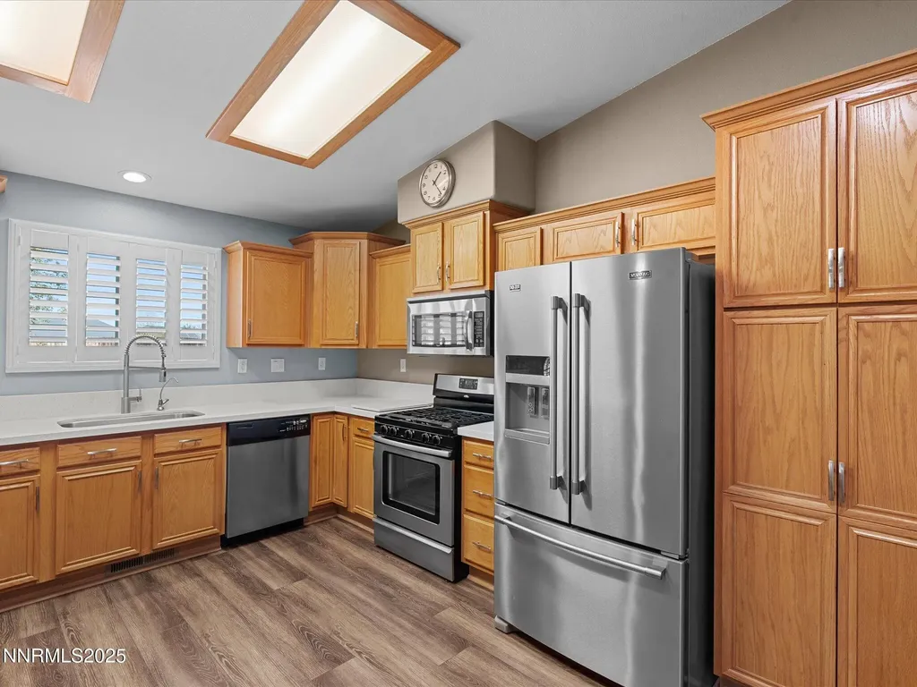 807 Lark Fernley NV 89408