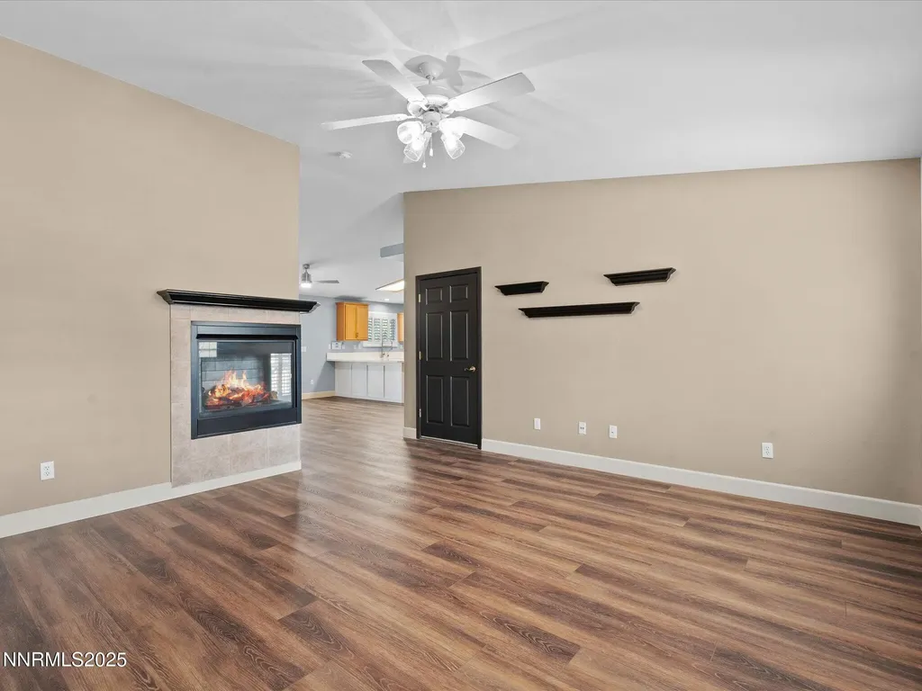 807 Lark Fernley NV 89408