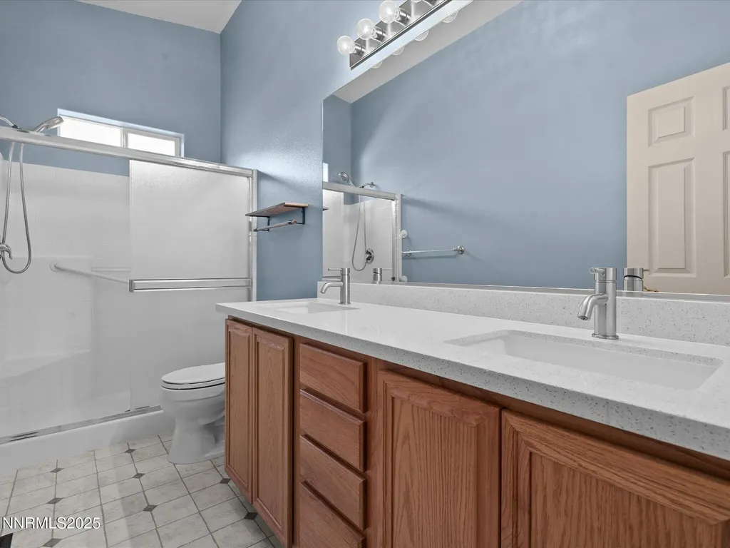 807 Lark Fernley NV 89408