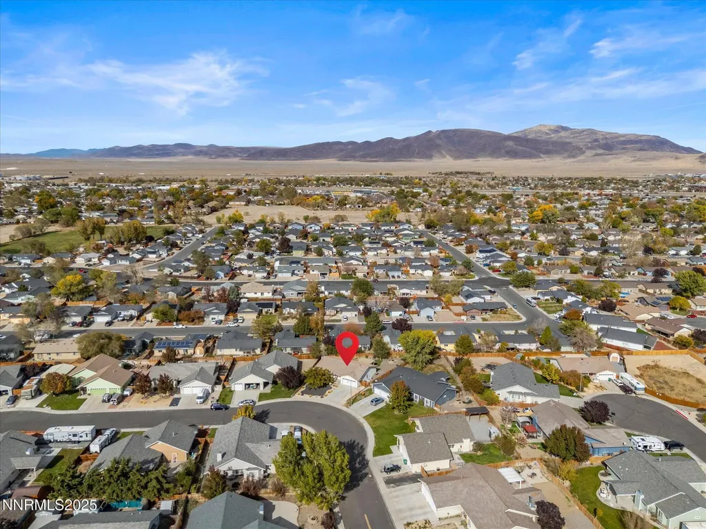 807 Lark Fernley NV 89408