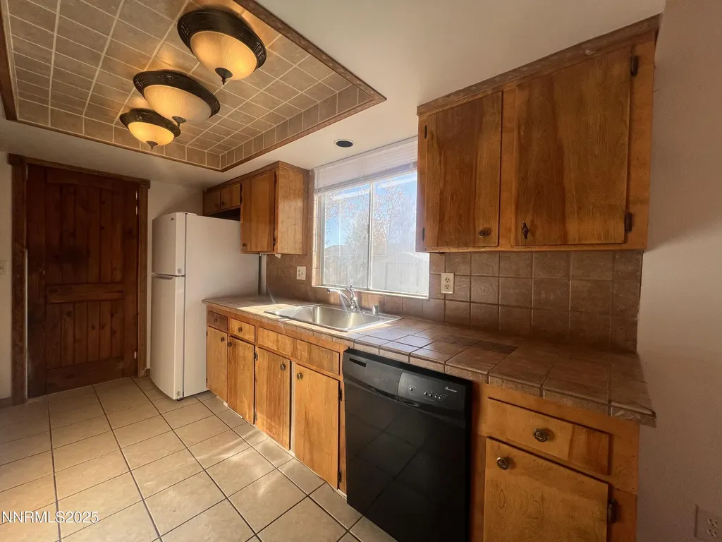 779 D Fernley NV 89408