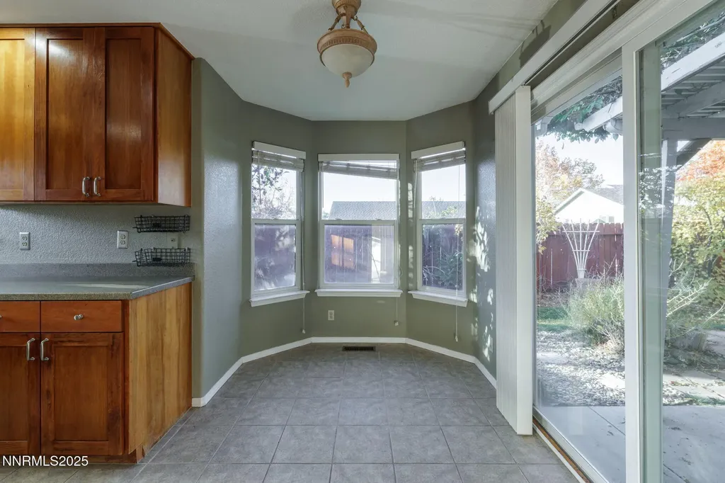 985 Hilltop Carson City NV 89705