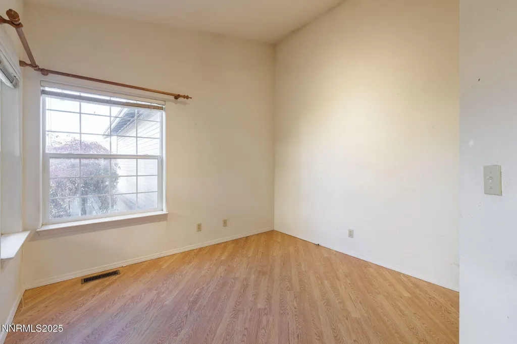985 Hilltop Carson City NV 89705