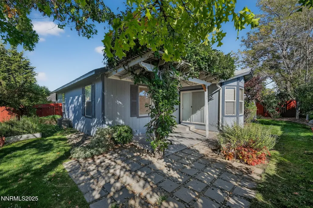 985 Hilltop Carson City NV 89705