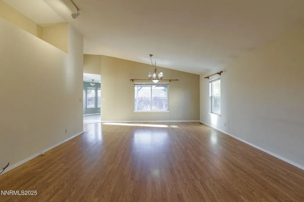 985 Hilltop Carson City NV 89705