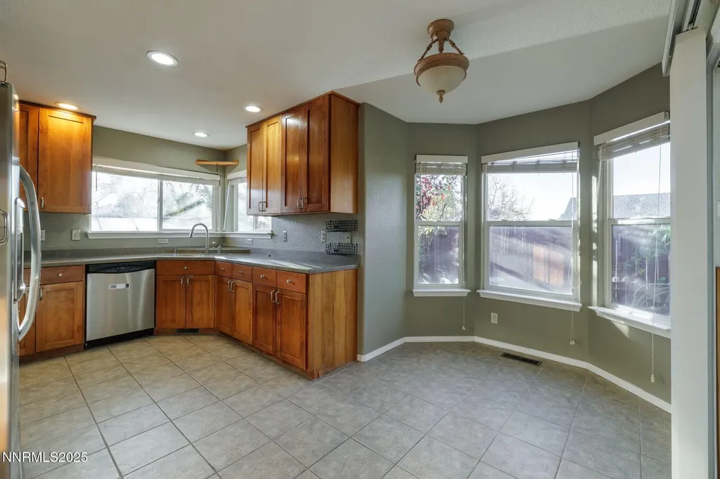 985 Hilltop Carson City NV 89705