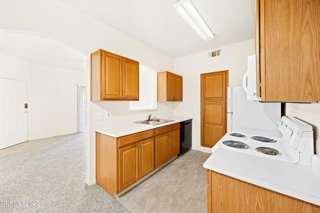 6850 Sharlands Reno NV 89523