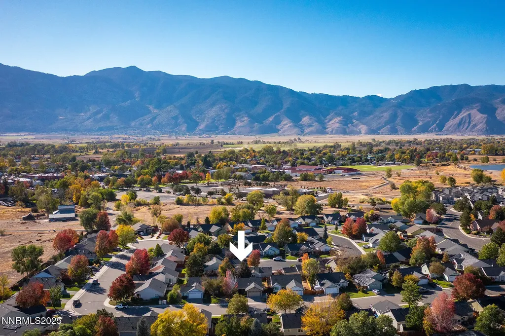 1464 Edlesborough Gardnerville NV 89410