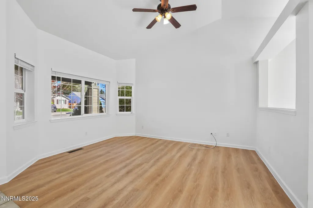 1464 Edlesborough Gardnerville NV 89410