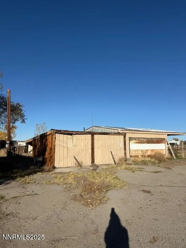 4050 Schindler Fallon NV 89406