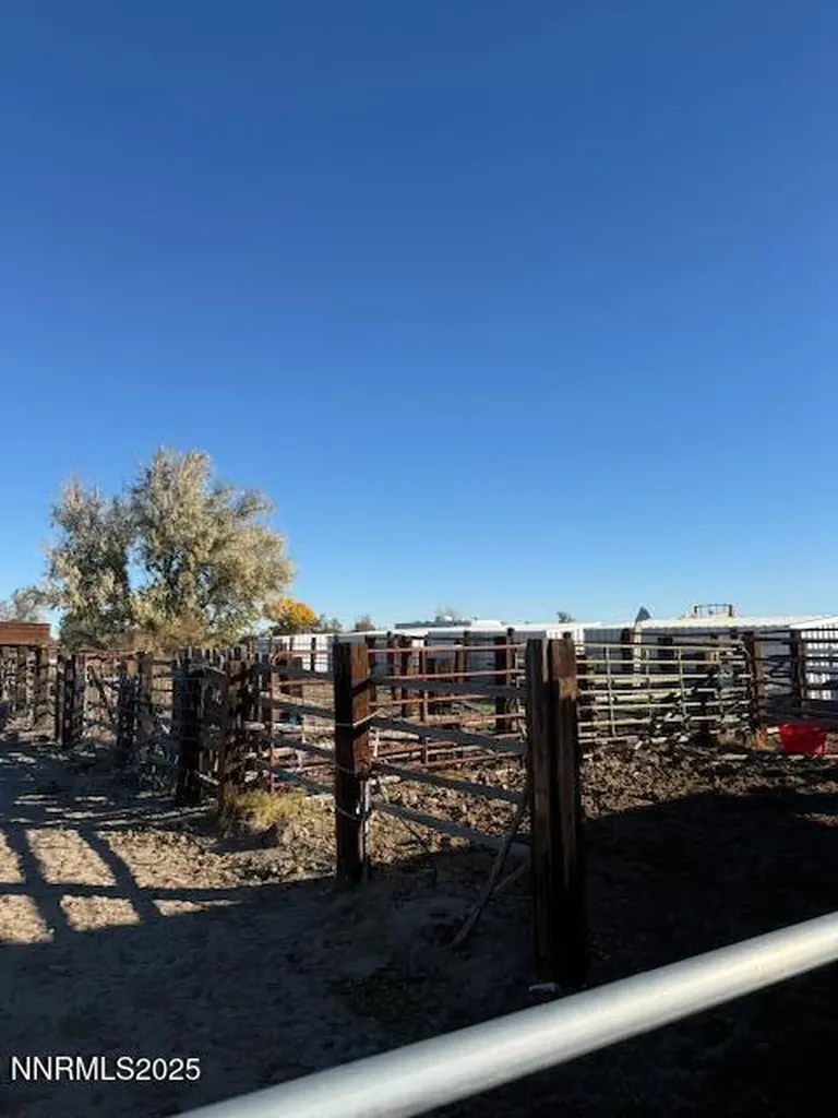 4050 Schindler Fallon NV 89406