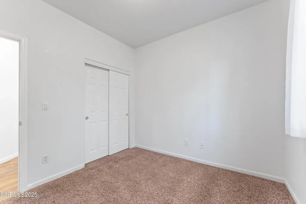2661 Lawry Sparks NV 89436