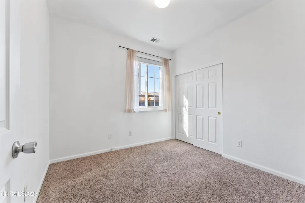 2661 Lawry Sparks NV 89436