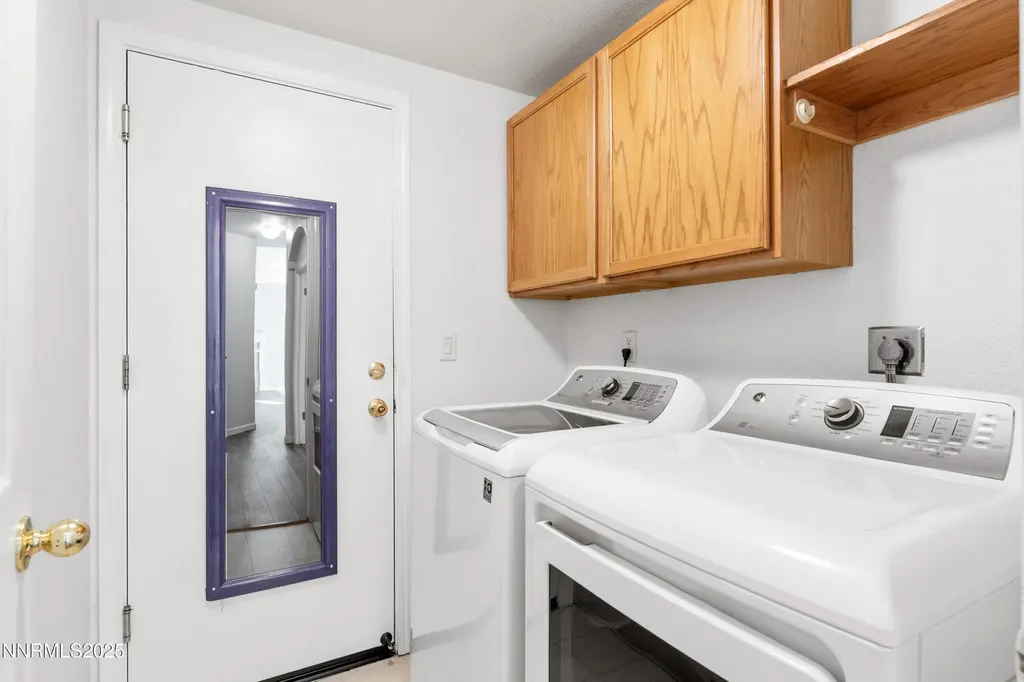 2661 Lawry Sparks NV 89436