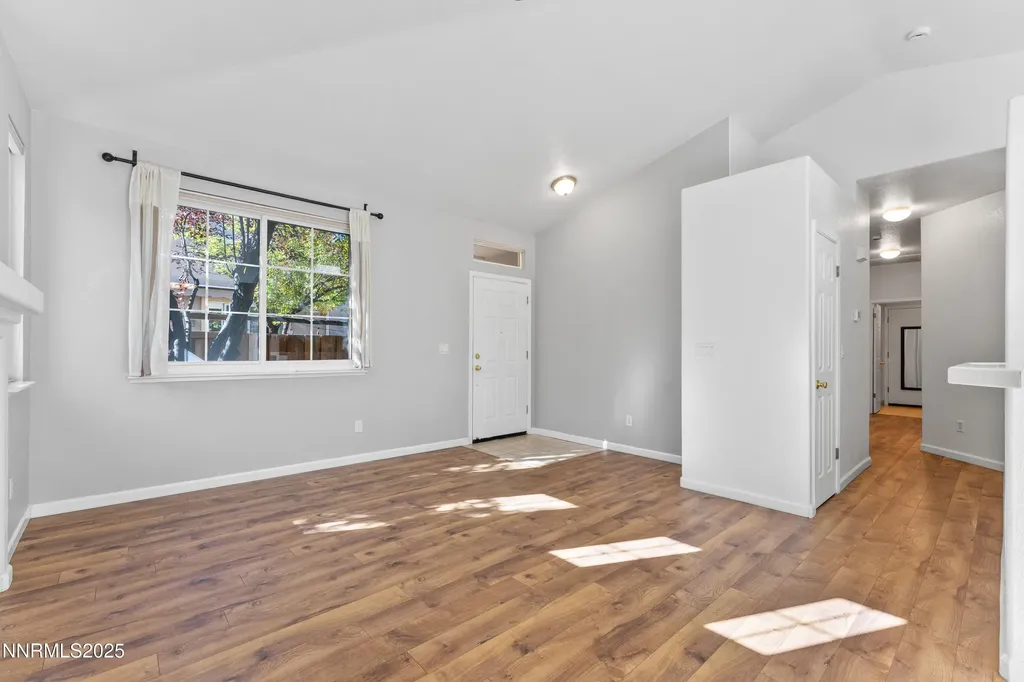 2661 Lawry Sparks NV 89436