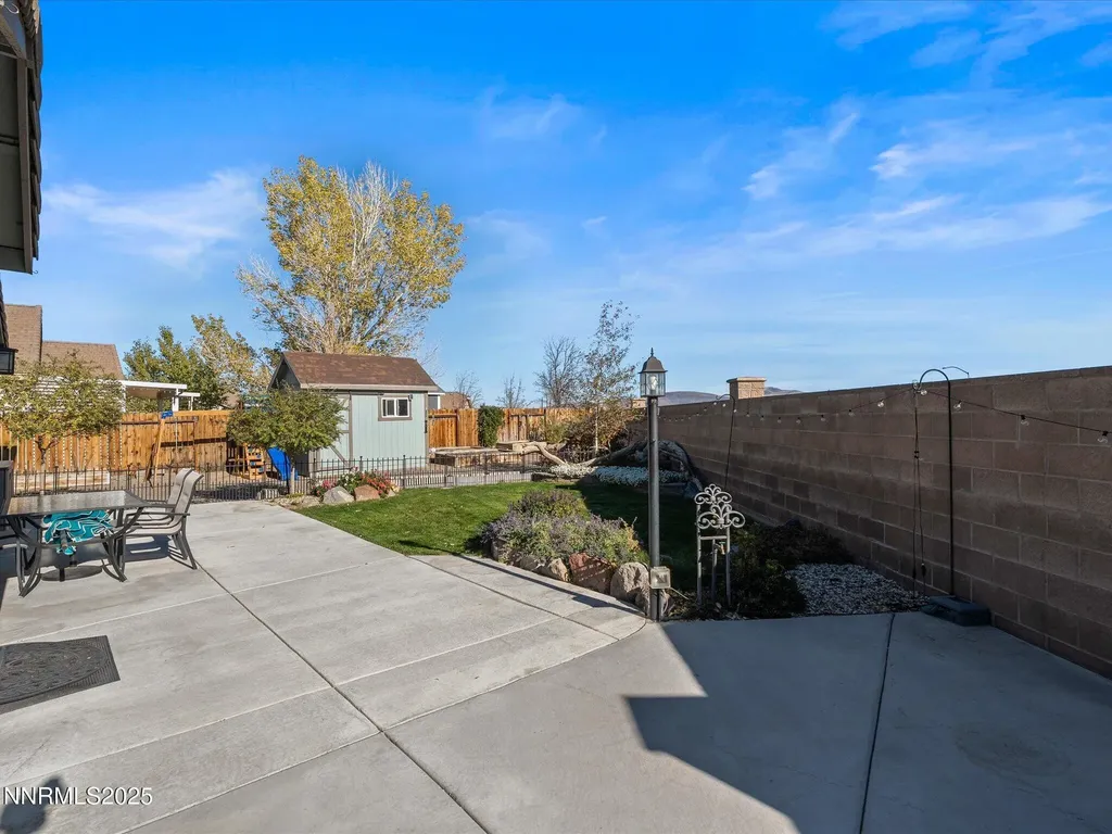 114 Red Oak Court Fernley NV 89408