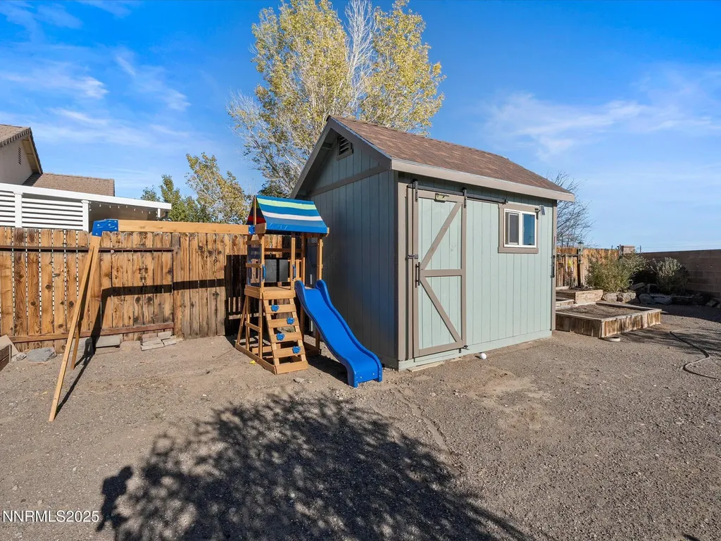 114 Red Oak Court Fernley NV 89408