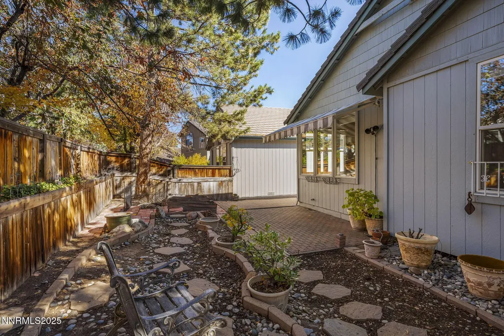 825 Caughlin Reno NV 89519