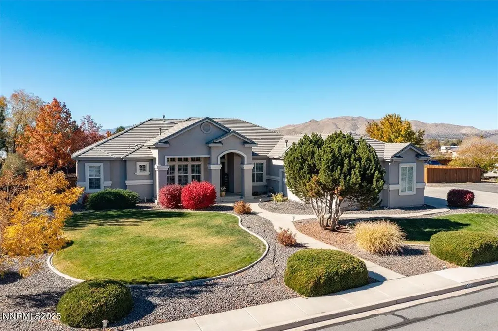 8061 Calabaza Sparks NV 89436