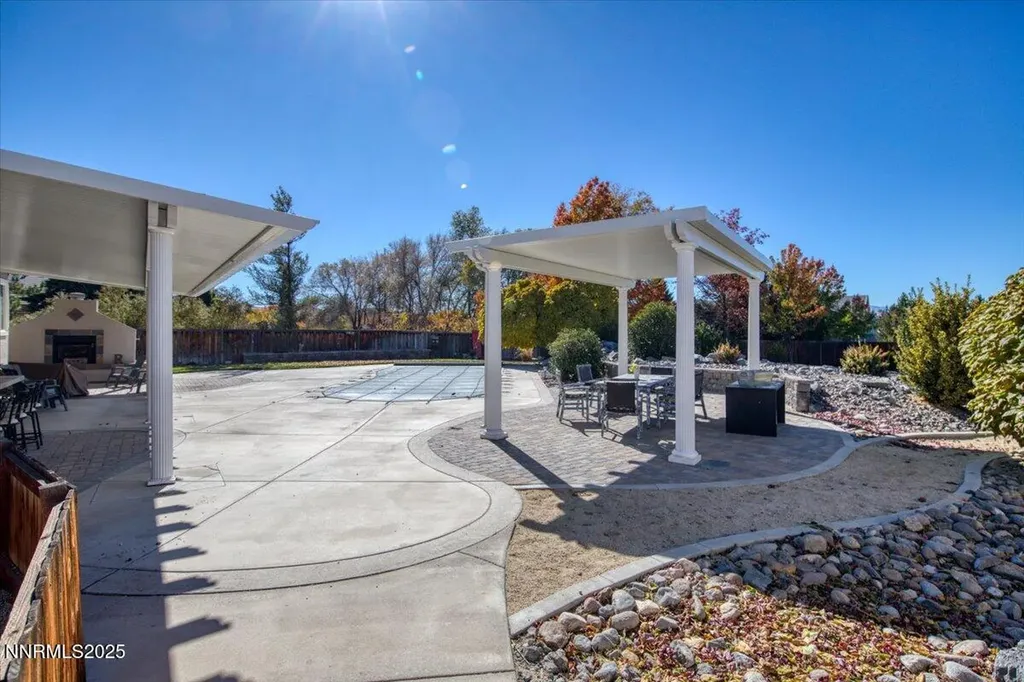 8061 Calabaza Sparks NV 89436