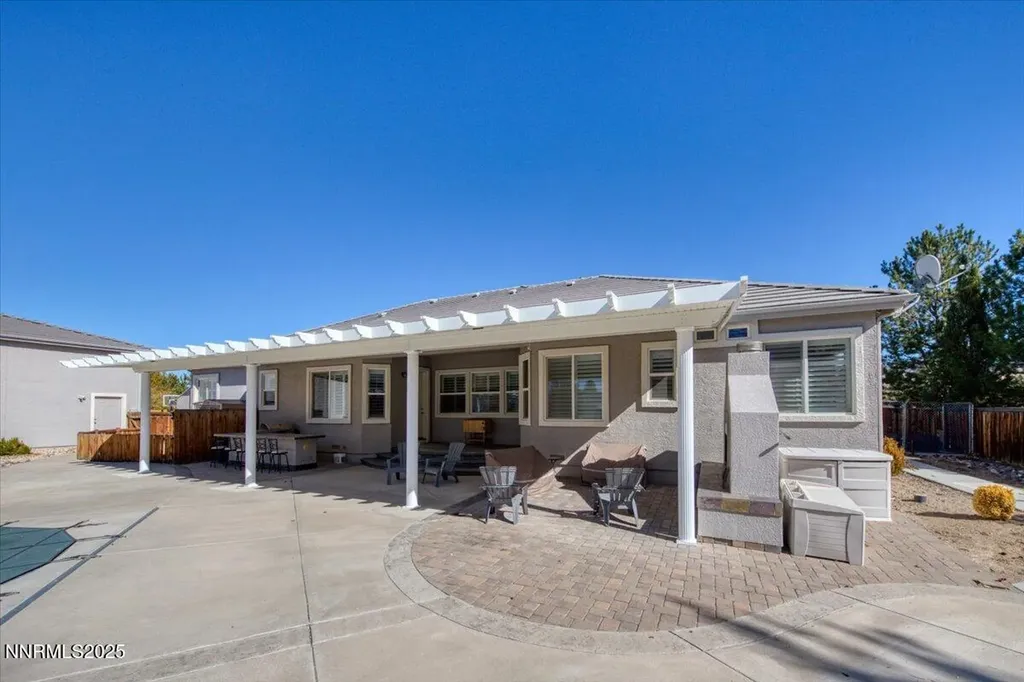 8061 Calabaza Sparks NV 89436