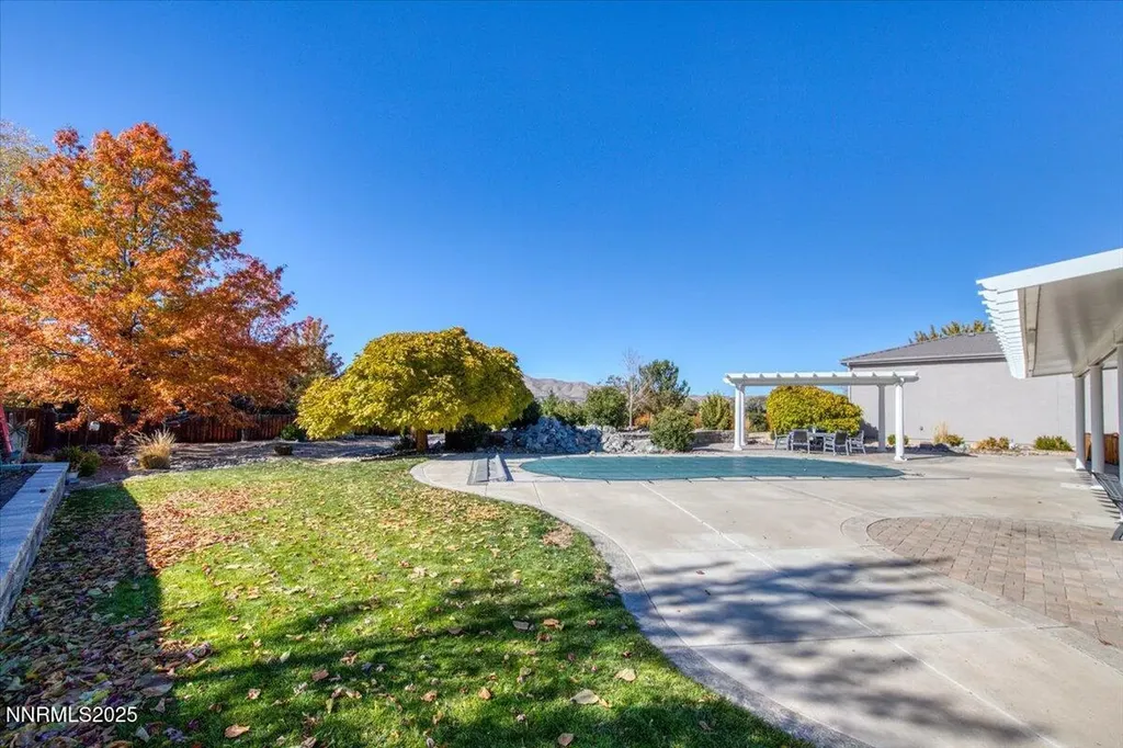 8061 Calabaza Sparks NV 89436
