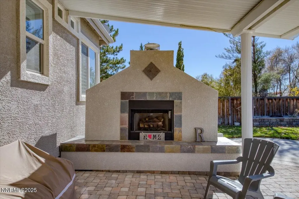 8061 Calabaza Sparks NV 89436