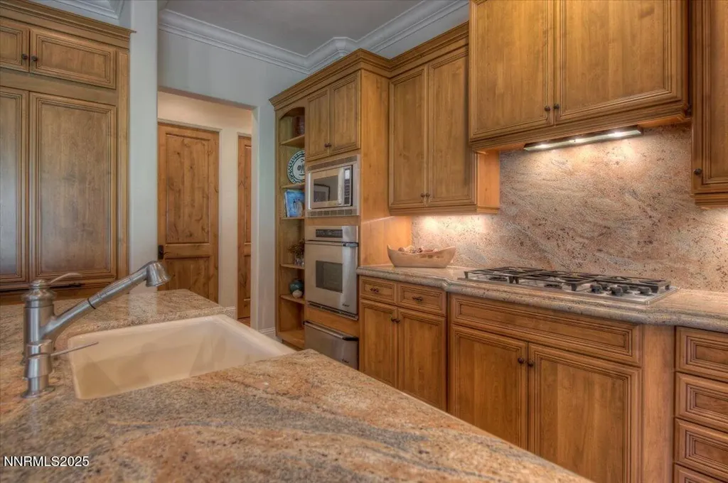 6553 Champetre Reno NV 89511