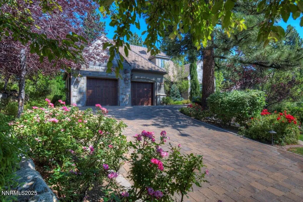 6553 Champetre Reno NV 89511