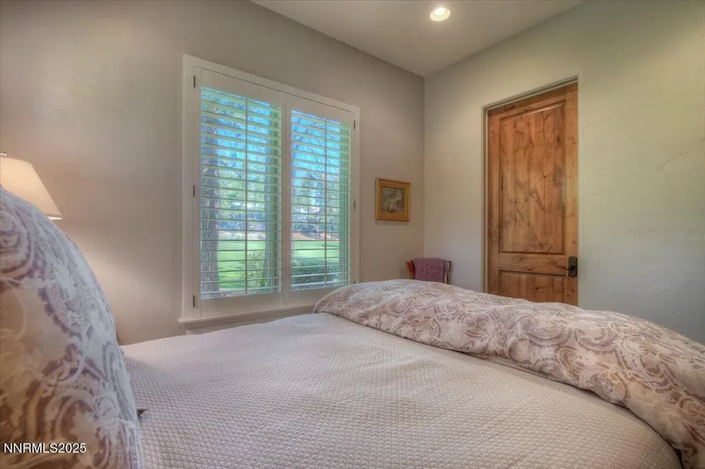 6553 Champetre Reno NV 89511