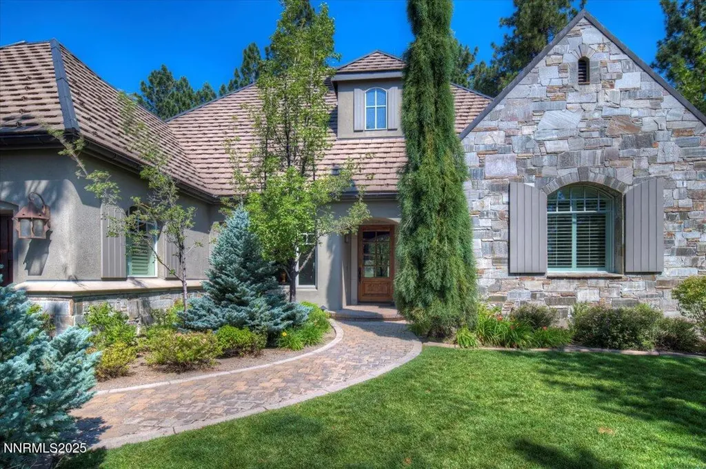 6553 Champetre Reno NV 89511