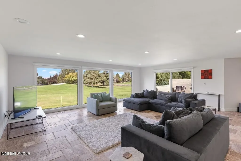 4811 Lakeridge Terrace W Reno NV 89509