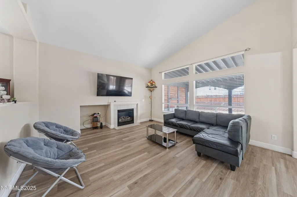 9920 Grand Falls Reno NV 89506
