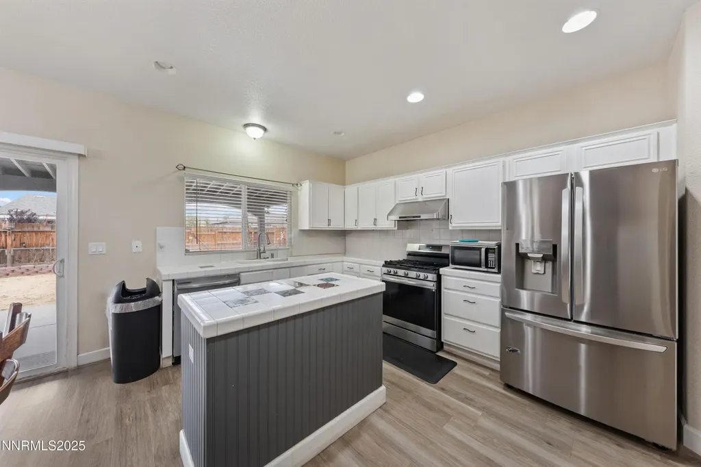 9920 Grand Falls Reno NV 89506