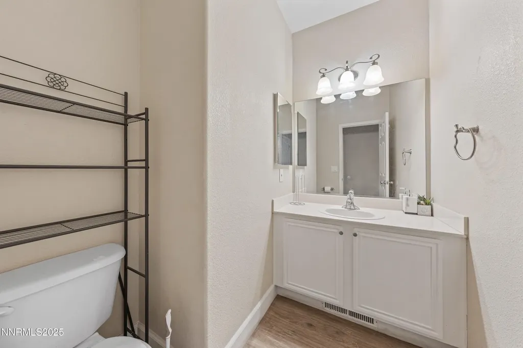 9920 Grand Falls Reno NV 89506
