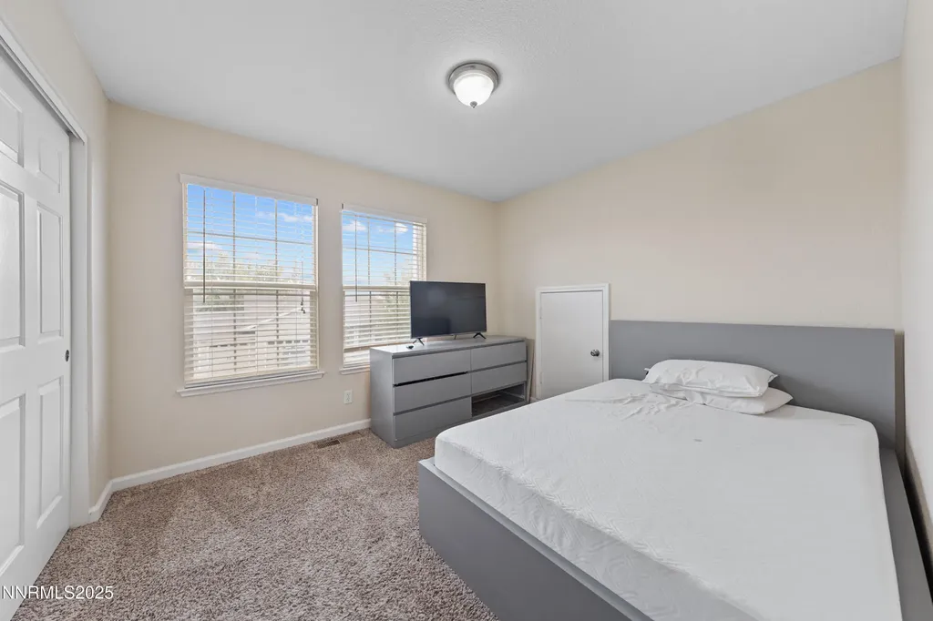 9920 Grand Falls Reno NV 89506
