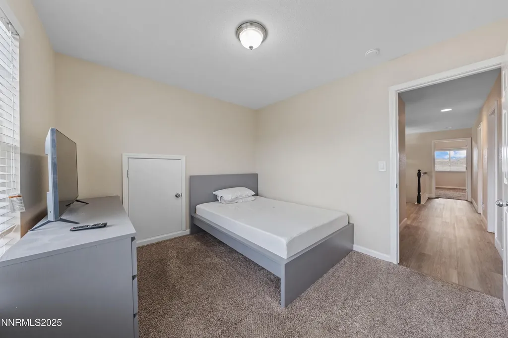 9920 Grand Falls Reno NV 89506