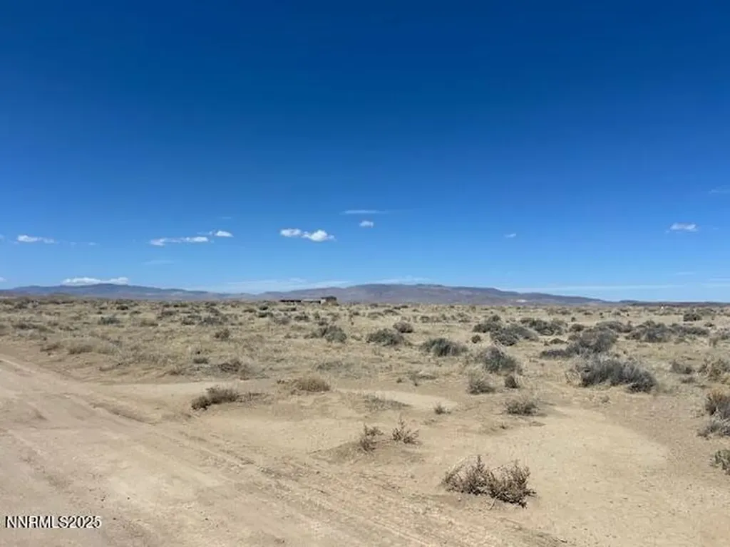 4400 4th Silver Springs NV 89429