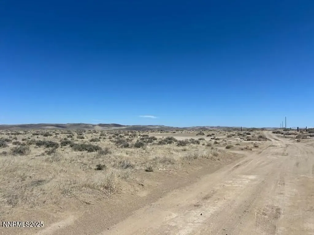 4400 4th Silver Springs NV 89429