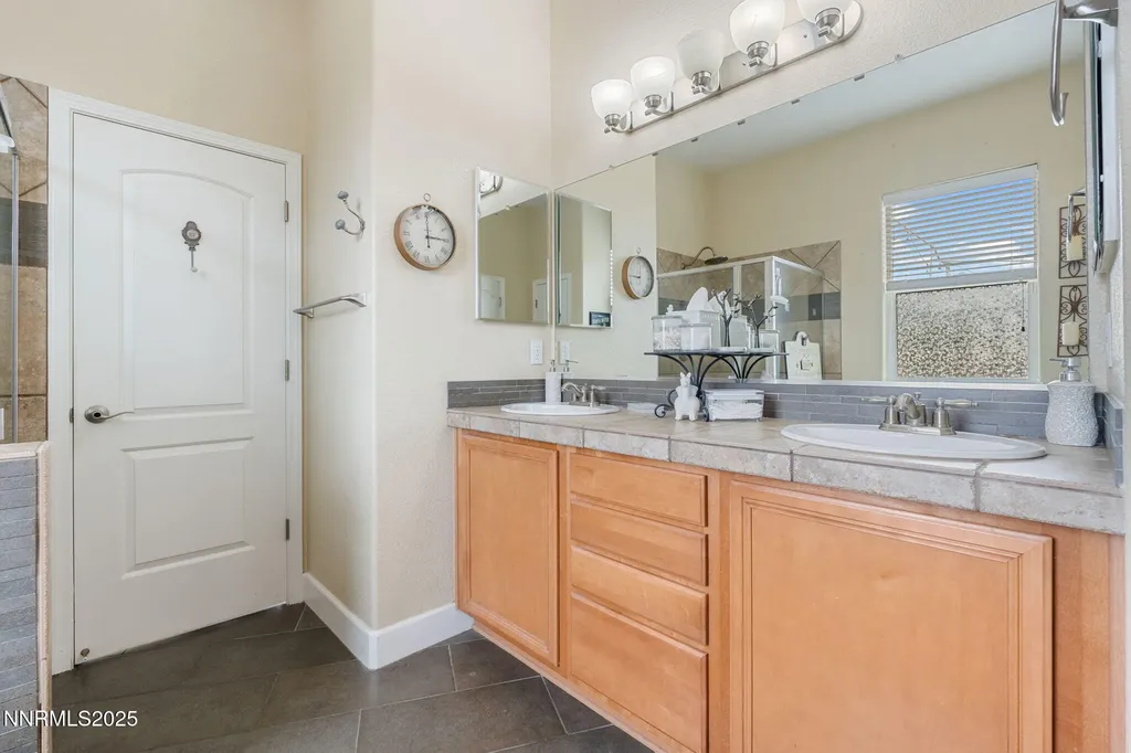435 Rosetta Stone Spanish Springs NV 89441