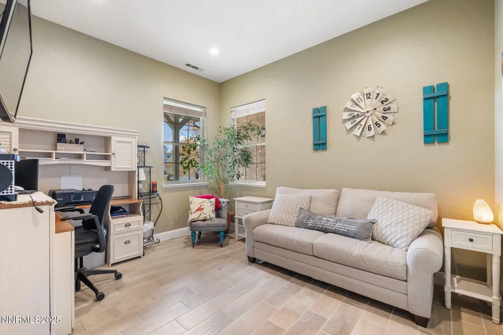 435 Rosetta Stone Spanish Springs NV 89441