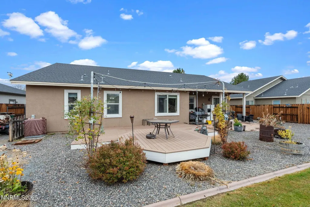435 Rosetta Stone Spanish Springs NV 89441