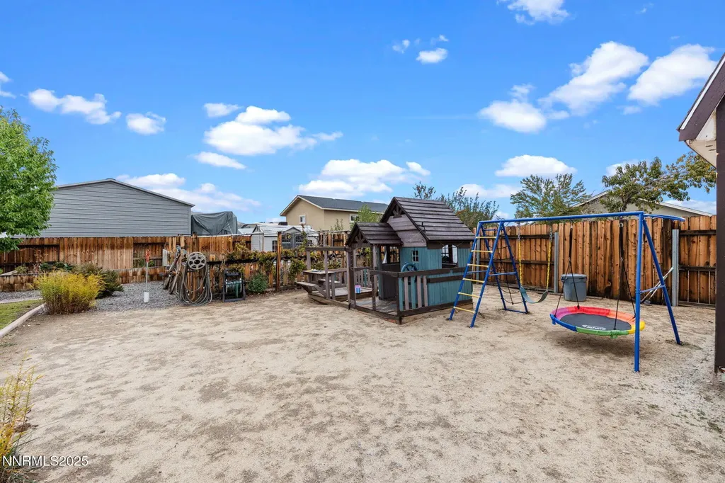 435 Rosetta Stone Spanish Springs NV 89441