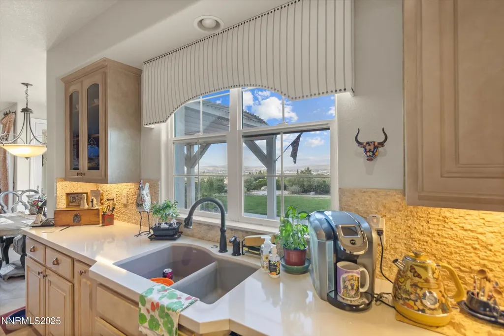 2966 Eagle Rock Reno NV 89511