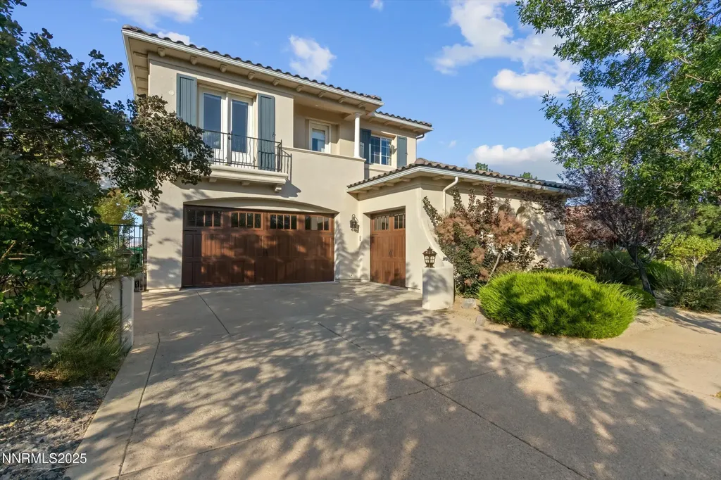 2966 Eagle Rock Reno NV 89511